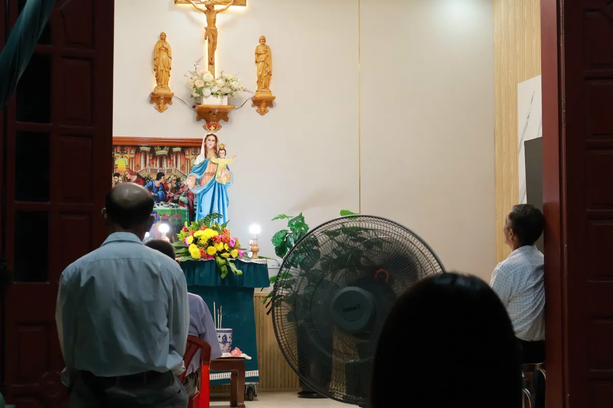 GIÁO XỨ MINH ĐỨC – THÁNG MÂN CÔI, THÁNG CỦA TÌNH YÊU VÀ LỜI CẦU NGUYỆN